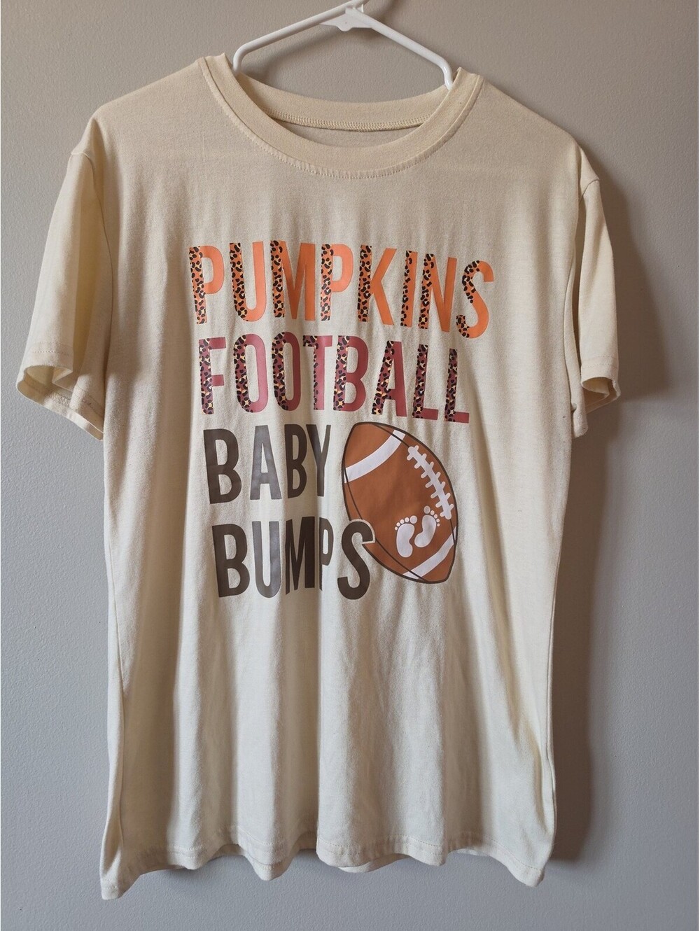 Pumpkins Football Baby Bumps T-Shirt Cream Women's Maternity, size medium